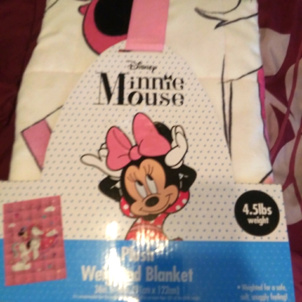 Disney minnie mouse weighted blanket